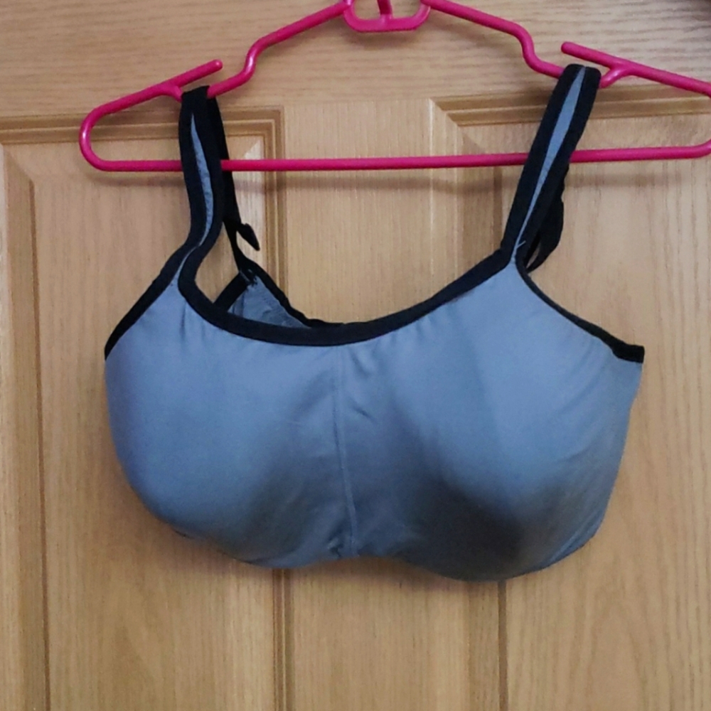 36 DDD - Natori - Convertible Sports Bra